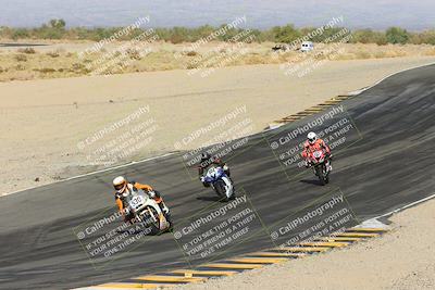 media/Nov-16-2024-CVMA (Sat) [[0e4bb1f32f]]/Race 8-Supersport Middleweight/